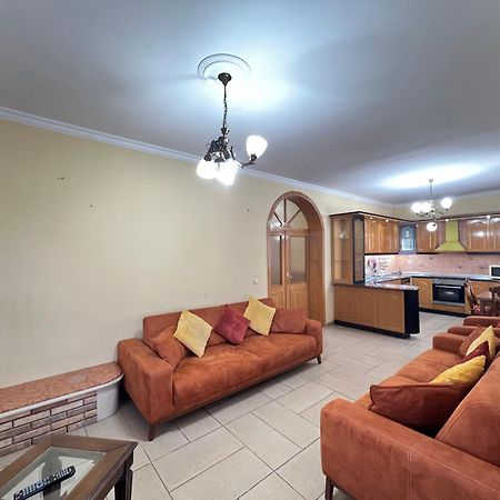 Tirana Center 2Bedrooms 외부 사진